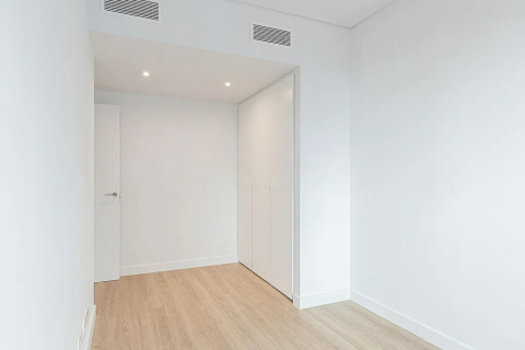 Купить квартиру в Барселона, Испания с 4 комнаты, № 1706 - фото 2