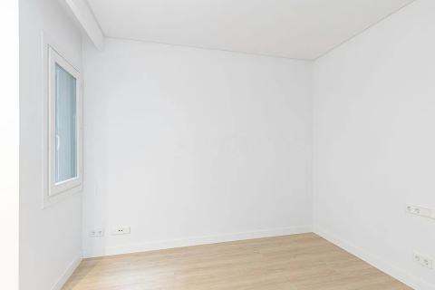 Купить квартиру в Барселона, Испания с 4 комнаты, № 1706 - фото 3