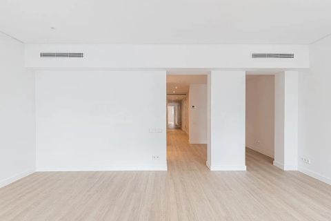 Купить квартиру в Барселона, Испания с 4 комнаты, № 1706 - фото 13