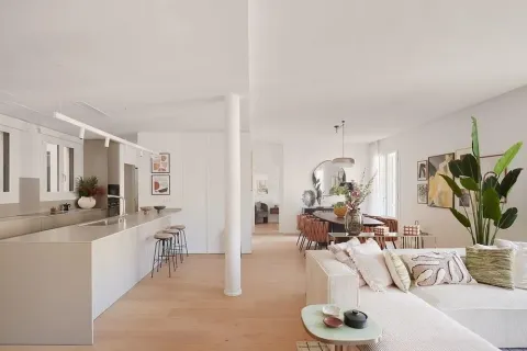 Купить квартиру в Барселона, Испания с 5 комнат, № 1708 - фото 4