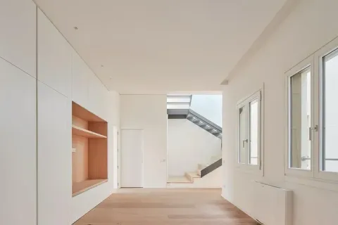 Купить квартиру в Барселона, Испания с 5 комнат, № 1708 - фото 8