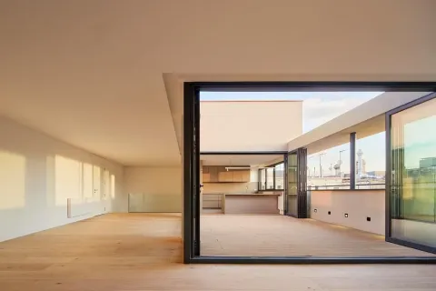 Купить квартиру в Барселона, Испания с 5 комнат, № 1708 - фото 13