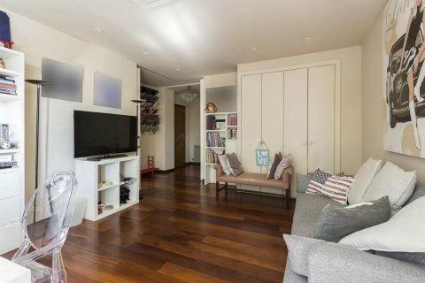 Купить дом в Барселона, Испания с 6 комнат, № 1709 - фото 14