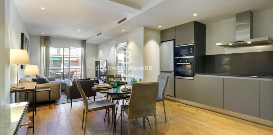 Квартира с 3 спальнями в Эшампле, Барселона, Каталония, Испания № 2486