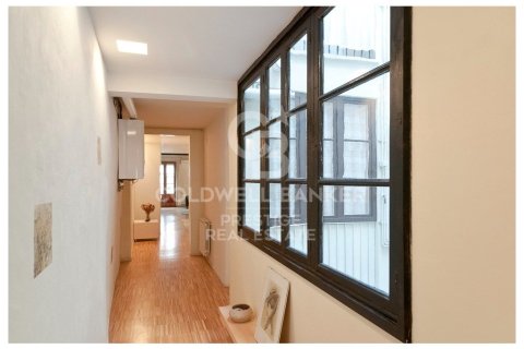 Купить квартиру в Старый город, Барселона, Испания с 2 спальни, 127м², № 2490 - фото 10