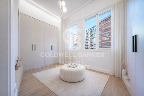 2 bedrooms apartment for sale in Barcelona, Catalonia, Spain № 5308 - photo 25
