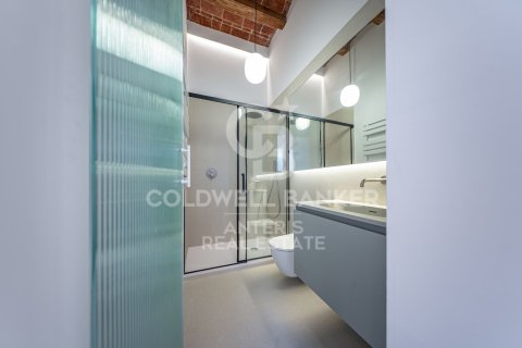 2 bedrooms apartment for sale in Barcelona, Catalonia, Spain № 5308 - photo 26