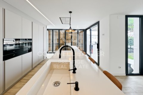 8 bedrooms house for sale in Sant Andreu de Llavaneres, Barcelona, Catalonia, Spain № 5311 - photo 9