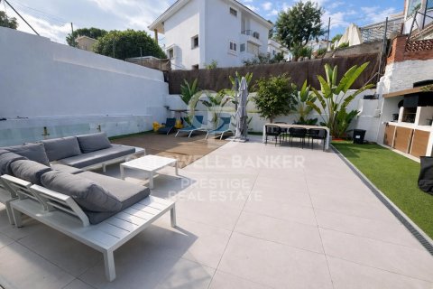 5 bedrooms house for sale in Castelldefels, Barcelona, Catalonia, Spain № 5310 - photo 3
