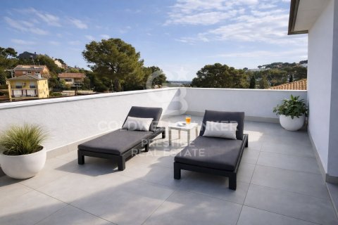 5 bedrooms house for sale in Castelldefels, Barcelona, Catalonia, Spain № 5310 - photo 10