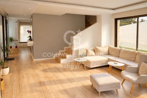 5 bedrooms house for sale in Castelldefels, Barcelona, Catalonia, Spain № 5310 - photo 6