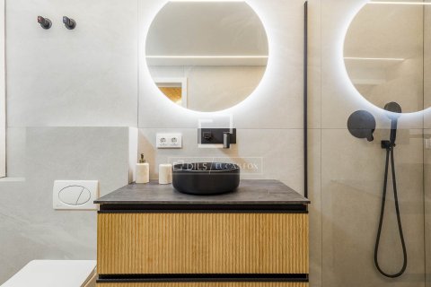 2 bedrooms apartment for sale in Barcelona, Catalonia, Spain № 6451 - photo 27