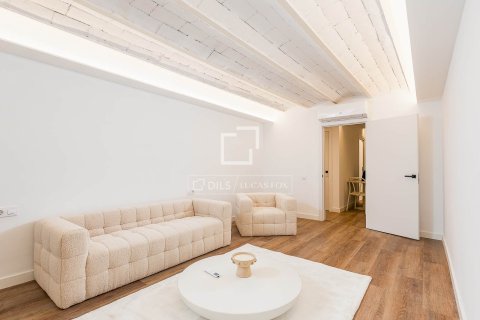 2 bedrooms apartment for sale in Barcelona, Catalonia, Spain № 6451 - photo 3