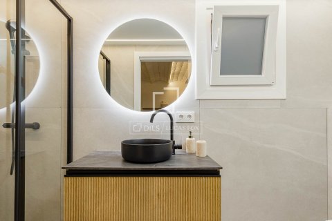 2 bedrooms apartment for sale in Barcelona, Catalonia, Spain № 6451 - photo 18