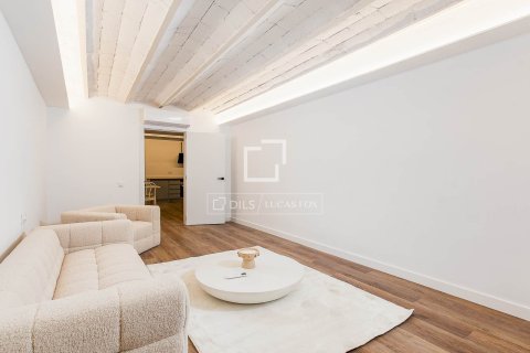 2 bedrooms apartment for sale in Barcelona, Catalonia, Spain № 6451 - photo 4
