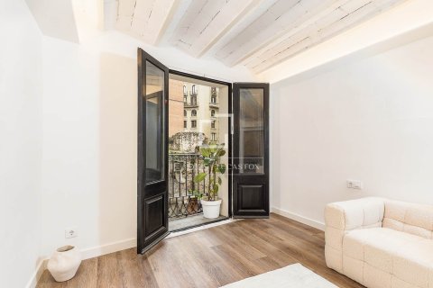 2 bedrooms apartment for sale in Barcelona, Catalonia, Spain № 6451 - photo 6