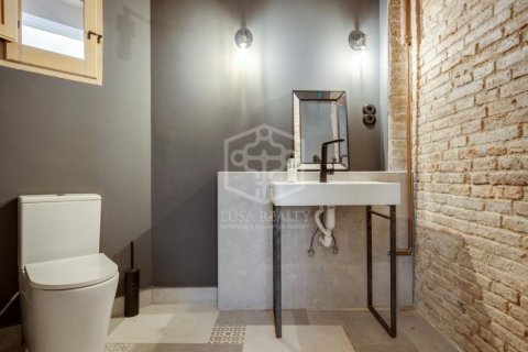 Купить коммерческую недвижимость в Барселона, Испания 110м², № 3089 - фото 4