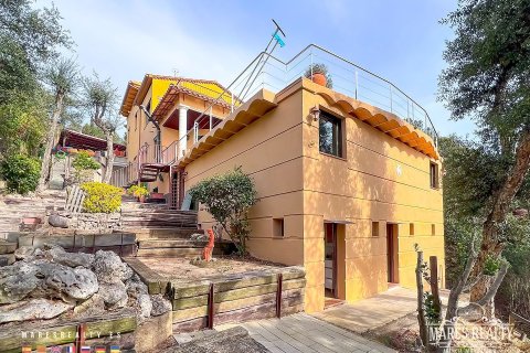 Купить виллу в Льорет-де-Мар, Испания с 5 спален, 310м², № 3086 - фото 17