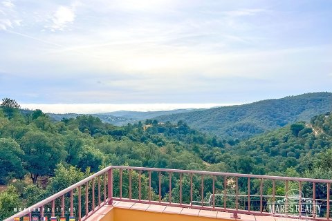 Купить виллу в Льорет-де-Мар, Испания с 5 спален, 310м², № 3086 - фото 5