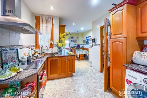 Купить виллу в Досриус, Испания с 4 спальни, 240м², № 3085 - фото 11