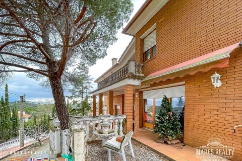 Купить виллу в Досриус, Испания с 4 спальни, 240м², № 3085 - фото 2