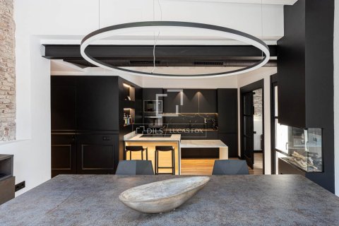 2 chambres penthouse à vendre à Barcelona, Catalonia, Spain № 3780 - photo 5