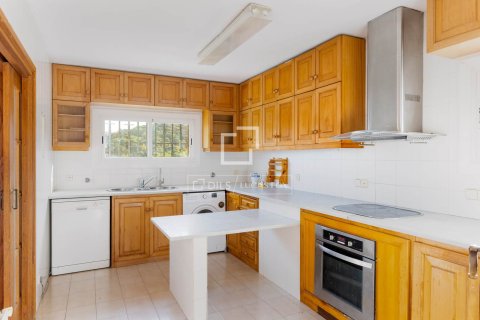 Villa de 3 dormitorios en venta en Alella, Barcelona, Cataluña, Spain № 3777 - foto 7