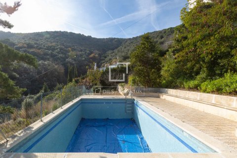 Villa de 3 dormitorios en venta en Alella, Barcelona, Cataluña, Spain № 3777 - foto 27