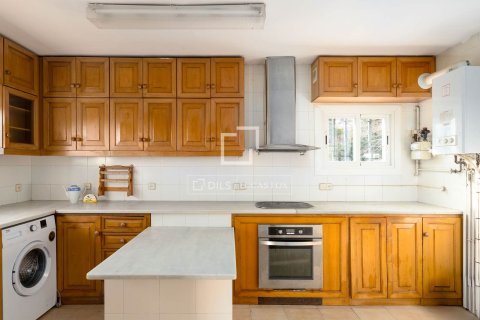 Villa de 3 dormitorios en venta en Alella, Barcelona, Cataluña, Spain № 3777 - foto 6