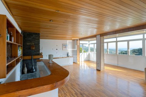 Villa de 3 dormitorios en venta en Alella, Barcelona, Cataluña, Spain № 3777 - foto 9