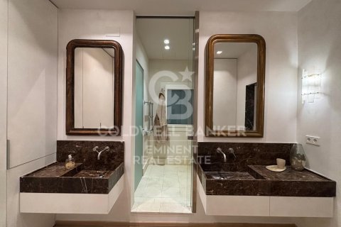 Купить квартиру в Барселона, Испания с 2 спальни, 133м², № 7961 - фото 2