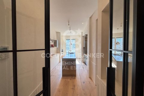 Купить квартиру в Барселона, Испания с 2 спальни, 133м², № 7961 - фото 11