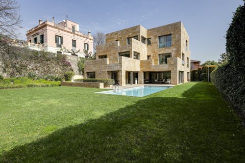 Купить виллу в Барселона, Испания с 7 спален, 900м², № 1231 - фото 27