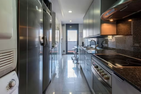 Купить квартиру в Бадалона, Испания с 3 спальни, 120м², № 1228 - фото 8