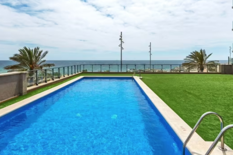 Купить квартиру в Бадалона, Испания с 3 спальни, 120м², № 1228 - фото 3