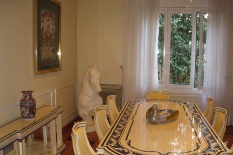 Купить виллу в Барселона, Испания с 3 спальни, 420м², № 884 - фото 17