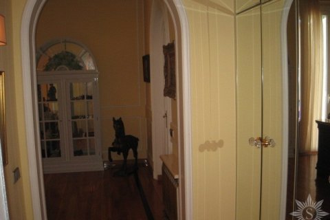 Купить виллу в Барселона, Испания с 3 спальни, 420м², № 884 - фото 9