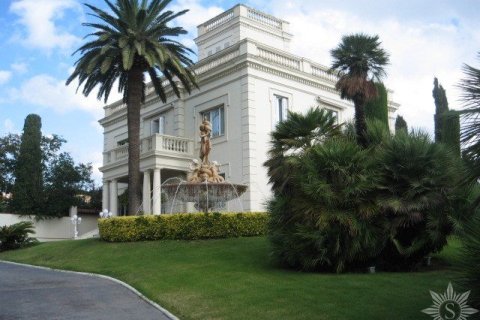 Купить виллу в Барселона, Испания с 3 спальни, 420м², № 884 - фото 29