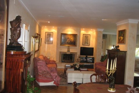 Купить виллу в Барселона, Испания с 3 спальни, 297м², № 888 - фото 4