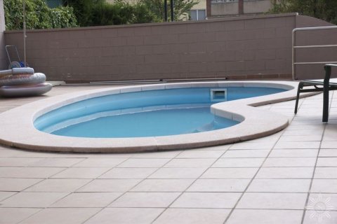 Купить виллу в Барселона, Испания с 4 спальни, 250м², № 889 - фото 2