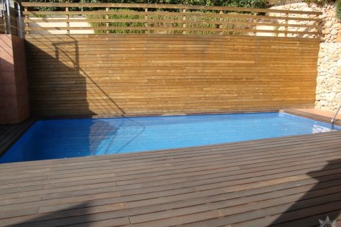 Купить виллу в Барселона, Испания с 4 спальни, 300м², № 883 - фото 26