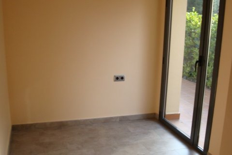 Купить виллу в Барселона, Испания с 4 спальни, 300м², № 883 - фото 8