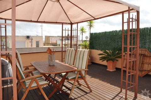 Купить виллу в Барселона, Испания с 3 спальни, 160м², № 886 - фото 3