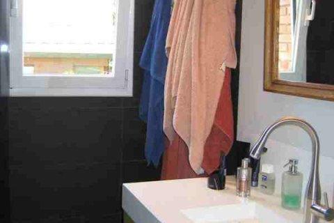 Купить виллу в Барселона, Испания с 4 спальни, 220м², № 887 - фото 6