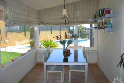 Купить виллу в Барселона, Испания с 4 спальни, 220м², № 887 - фото 21