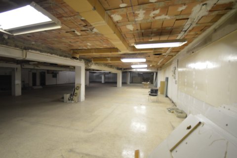 Купить коммерческую недвижимость в Барселона, Испания 1656м², № 2455 - фото 16