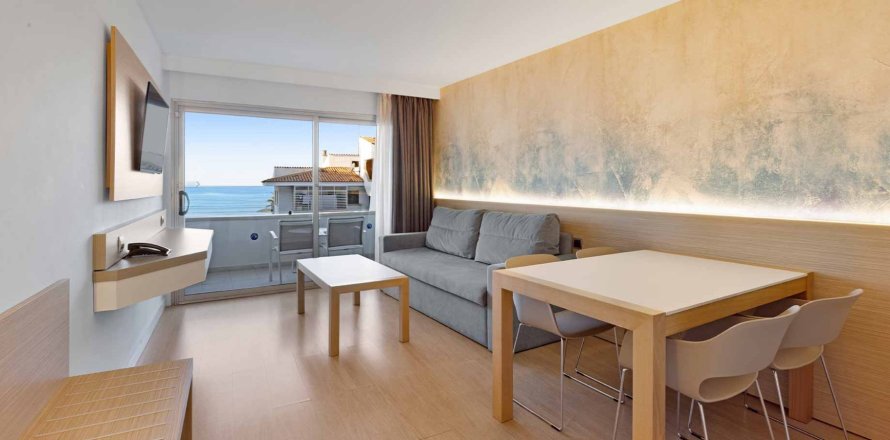 Коммерческая недвижимость в Ситжесе, Барселона, Каталония, Испания № 3105