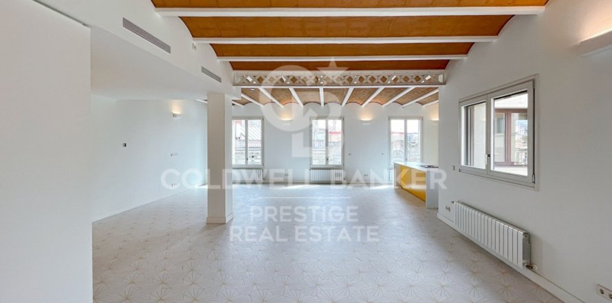 2 bedrooms apartment for sale in Barcelona, Catalonia, Spain № 5928