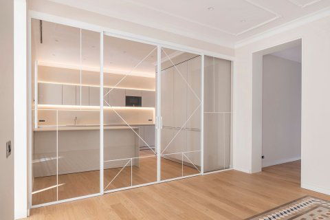 3 bedrooms apartment for sale in Barcelona, Catalonia, Spain № 6234 - photo 8