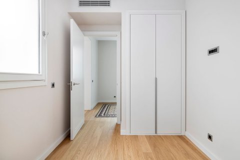 3 bedrooms apartment for sale in Barcelona, Catalonia, Spain № 6234 - photo 19